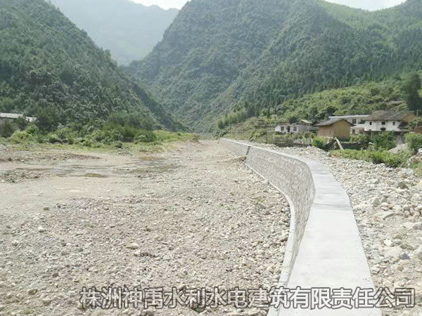 炎陵河漠河河道治理